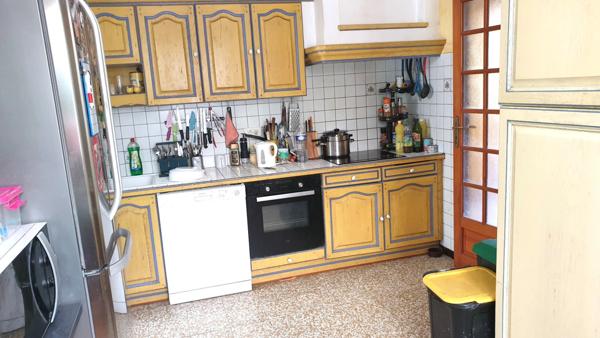 Villa T7 de 175 m2 avec garage sur 1800 m2 de terrain