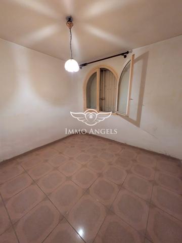 Ensemble de 2 maisons sur terrain d’environ 2800 m²