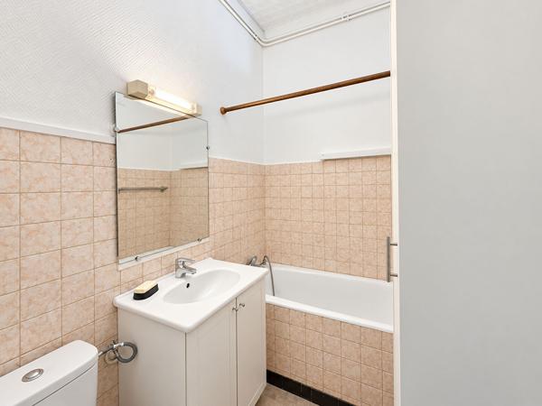 Appartement 2 pièce(s) type F1 bis - 31.33 m2 - PROCHE IFSI et CENTRE VILLE