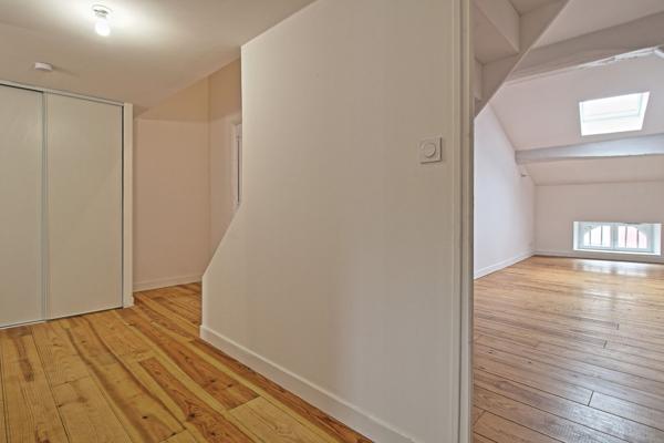 Hyper centre de Dax, appartement T4 en duplex