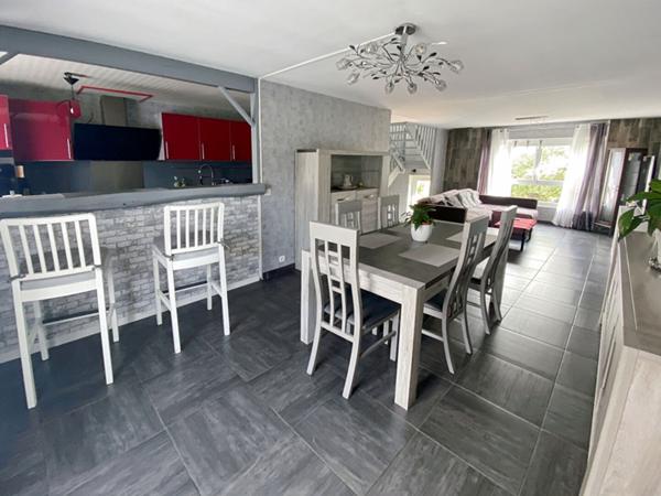 Maison Vauréal avec 4 chambres, sous sol et terrain clos plein sud