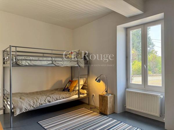Proche d'Eymet - Magnifique propriété de 3 chambres et 3 salles d'eau avec des vues à couper le souffle