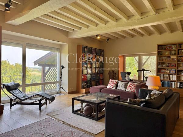 Proche d'Eymet - Magnifique propriété de 3 chambres et 3 salles d'eau avec des vues à couper le souffle