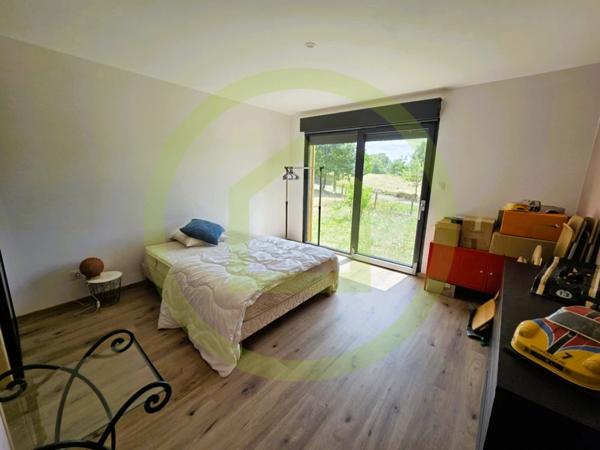 Maison à SAINT BONNET SUR GIRONDE (17150)