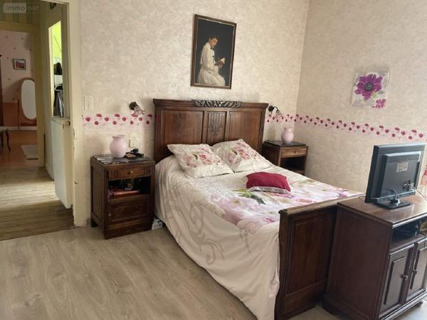 Maison de maître à vendre à Villetoureix en Dordogne (24600), ref : 077/1610