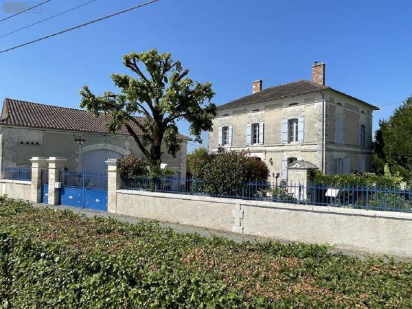 Maison de maître à vendre à Villetoureix en Dordogne (24600), ref : 077/1610