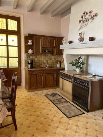 Maison de maître à vendre à Villetoureix en Dordogne (24600), ref : 077/1610