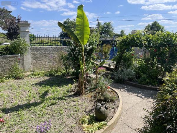 Maison de maître à vendre à Villetoureix en Dordogne (24600), ref : 077/1610