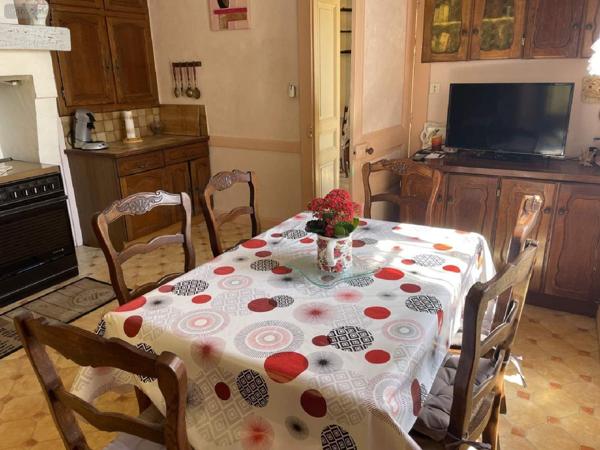 Maison de maître à vendre à Villetoureix en Dordogne (24600), ref : 077/1610