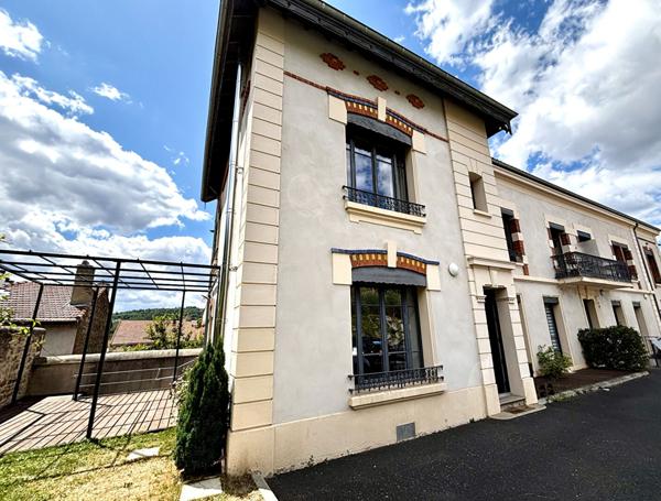 Appartement de charme 4 pièces avec terrasse, Colline des Pères, Saint-Étienne