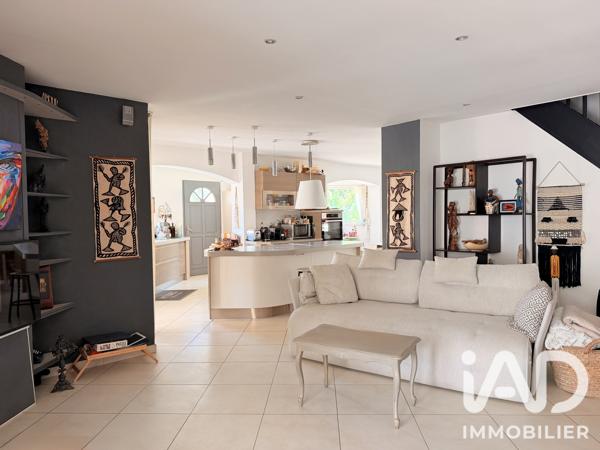 Maison à vendre 4 pièces 88 m² Hyères