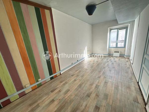 Vente Immeuble 4 pièces 125 m2 à Saint-Astier