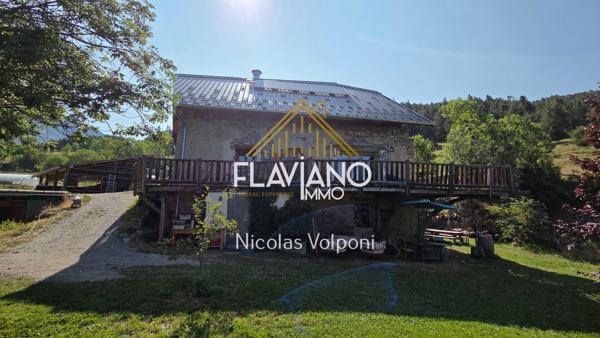 Ferme 252 m2 Jausiers (04850)