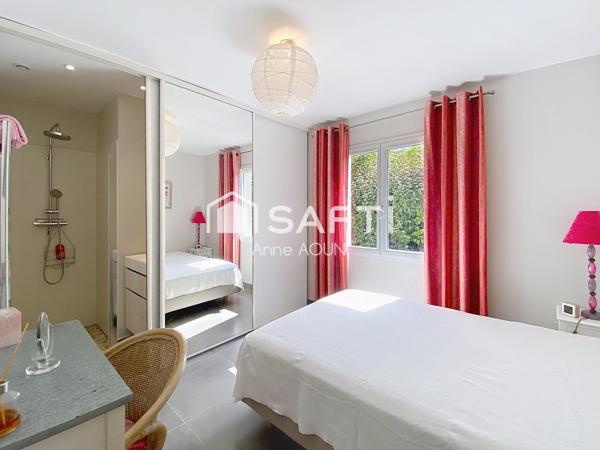 À l’entrée du Haillan (33185), maison contemporaine T6 avec dépendance de 25m2