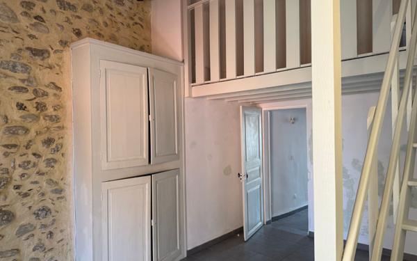 Maison à vendre    5 pièces •  Prades