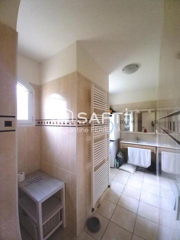 CHATEAUROUX, QUARTIER ST CHRISTOPHE, PAVILLON T7, JARDIN ET GARAGE