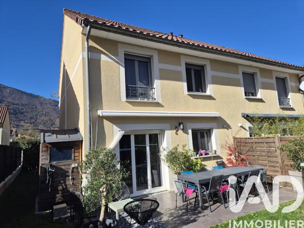Maison à vendre 4 pièces 88 m² Vizille