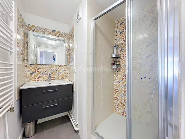 Vente                                                      Appartement
                        
                     2 pièces                      53 m2                     à Chamalières