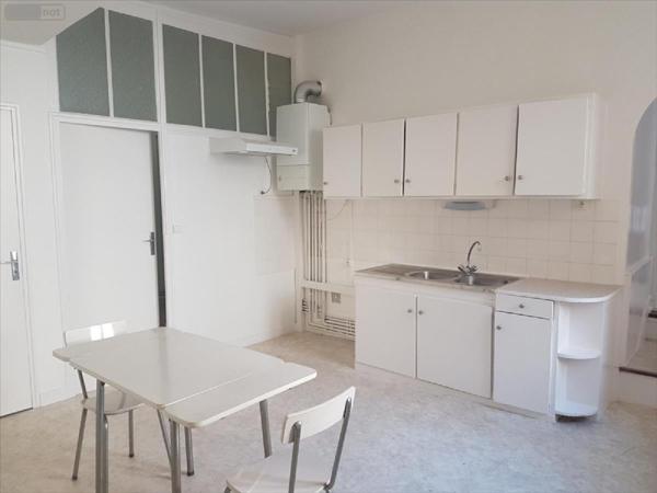 Immeuble à vendre à Vitré en Ille-et-Vilaine (35500), ref : 35131-949874