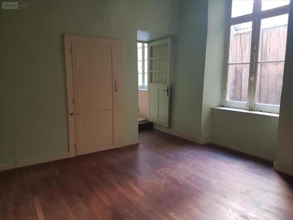 Immeuble à vendre à Vitré en Ille-et-Vilaine (35500), ref : 35131-949874