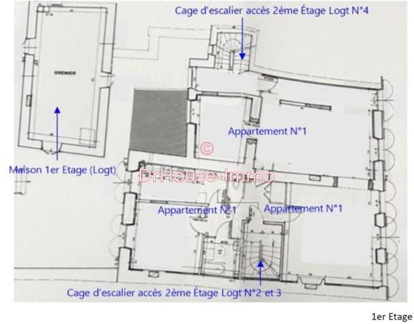 Immeuble à vendre 17 pièces de 398 m²