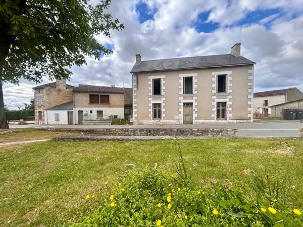 IMMEUBLE DE RAPPORT - MONTAMISE Montamisé (86360)