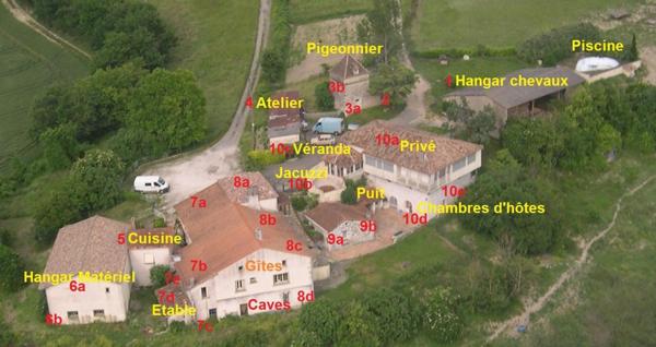 Domaine exceptionnel à 1 heure de Toulouse - 8 bâtiments et dépendances - vue sur les pyrénées