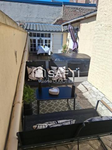 Maison saint-quentinoise lumineuse en excellent état avec 3 chambres