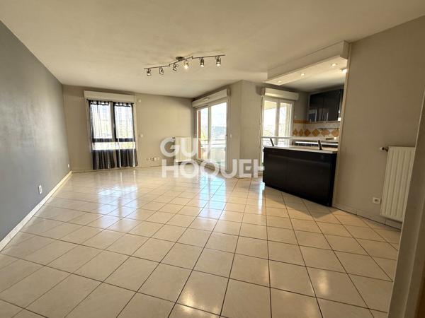APPARTEMENT À LOUER DE 3 PIÈCES DE 67,00 M²