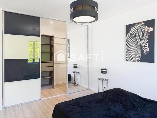 Maison de ville avec jardin, garage et dépendances