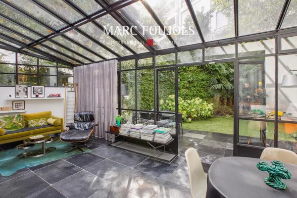 Neuilly Hôpital Américain : ravissante maison à l’abri des regards avec son jardin arboré