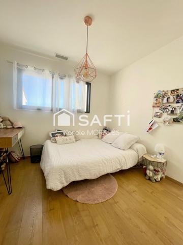 TOULOUGES (66), BELLE VILLA RECENTE, T4 AVEC PISCINE, GARAGE ET JARDIN
