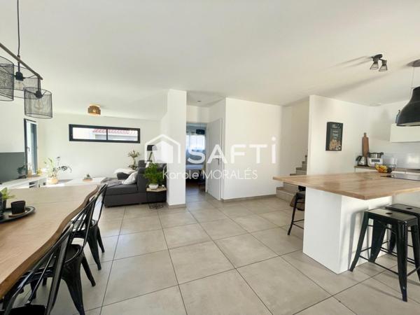 TOULOUGES (66), BELLE VILLA RECENTE, T4 AVEC PISCINE, GARAGE ET JARDIN
