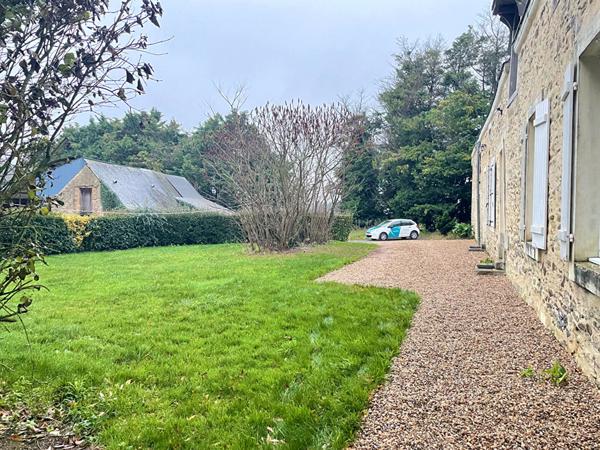 Maison Chateau Gontier Sur Mayenne 3 pièce(s) 100.25 m2