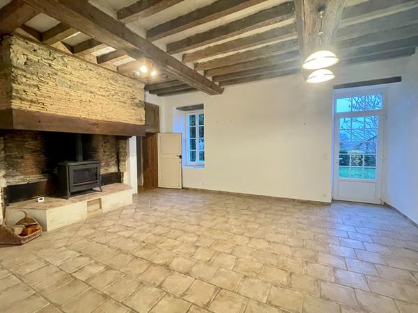 Maison Chateau Gontier Sur Mayenne 3 pièce(s) 100.25 m2
