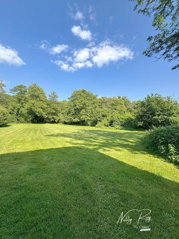 Joli terrain constructible sur une partie