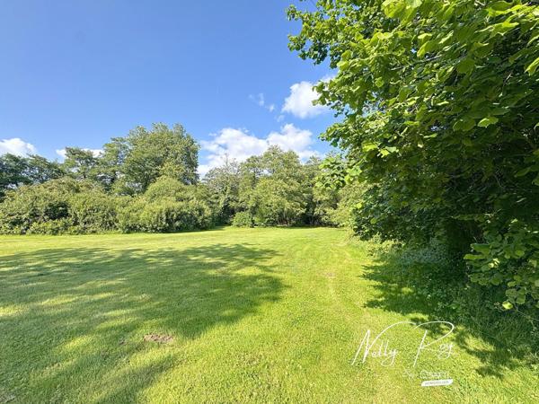 Joli terrain constructible sur une partie