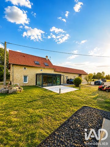 Maison à vendre 7 pièces 220 m² Étroussat