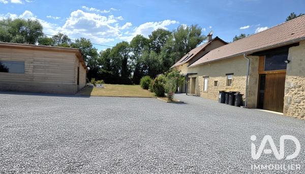 Maison à vendre 7 pièces 220 m² Étroussat