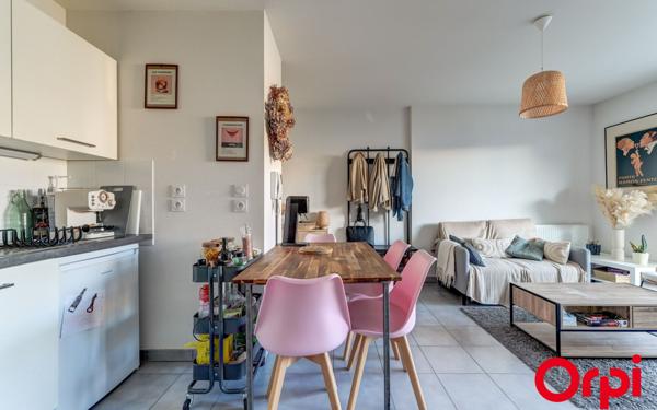 Appartement à vendre    2 pièces • 37 m2 Vénissieux