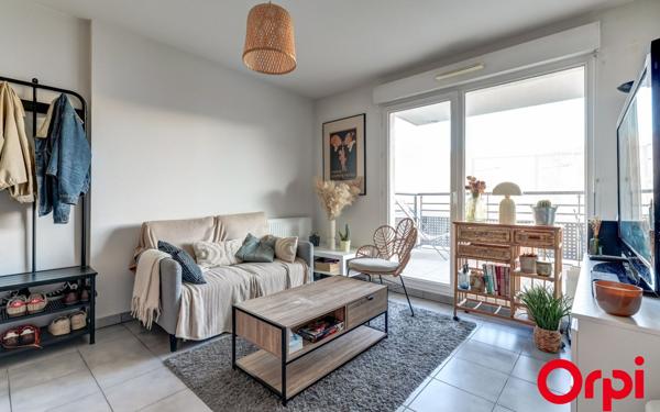 Appartement à vendre    2 pièces • 37 m2 Vénissieux
