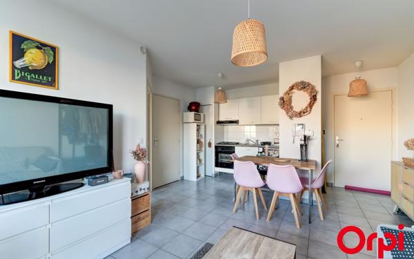 Appartement à vendre    2 pièces • 37 m2 Vénissieux