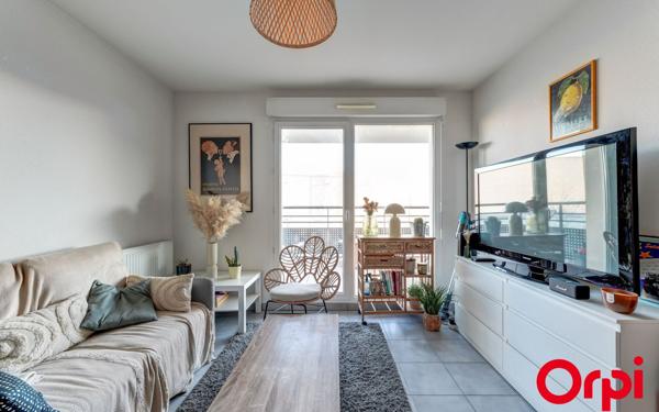 Appartement à vendre    2 pièces • 37 m2 Vénissieux