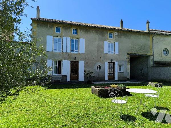 BELLE MAISON STUDIO GRAND JARDIN DEPENDANCES