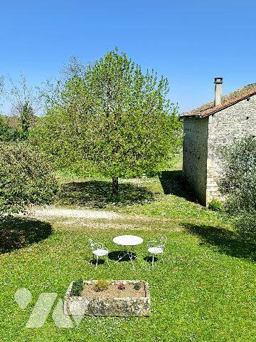 BELLE MAISON STUDIO GRAND JARDIN DEPENDANCES