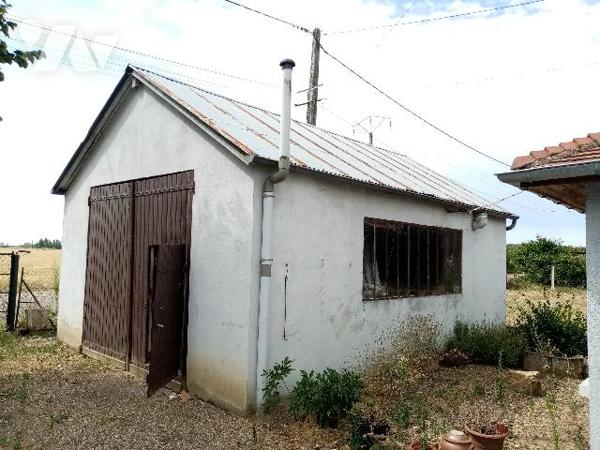 MAISON CHARMANTE AU CALME,  PROCHE TOUTES COMMODITES et A77