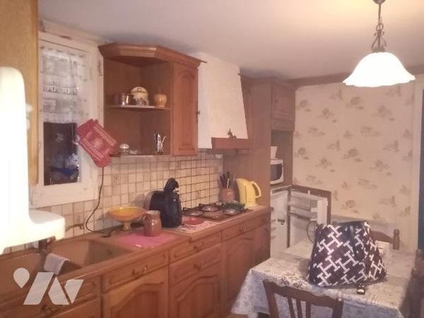 MAISON CHARMANTE AU CALME,  PROCHE TOUTES COMMODITES et A77
