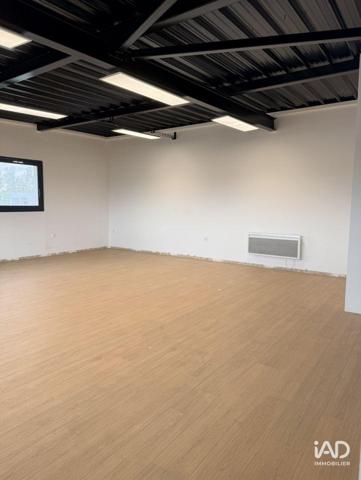 Location local d’activité 470 m² Villeneuve-Tolosane