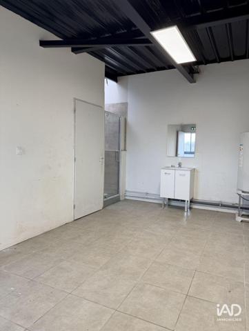 Location local d’activité 470 m² Villeneuve-Tolosane