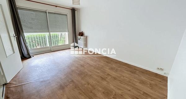 À vendre Studio 27 m² - Caen 14000